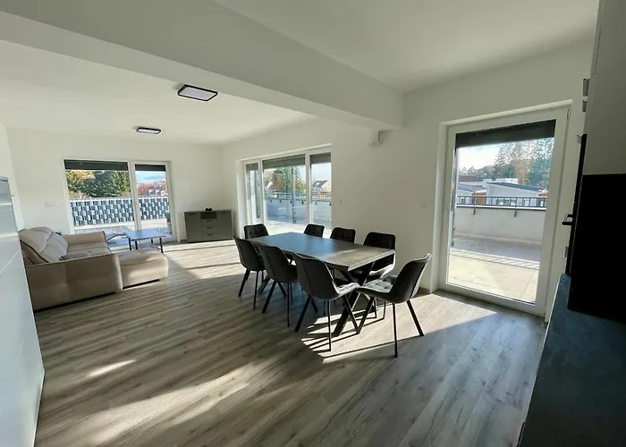 Raj 劳耶克特普利采